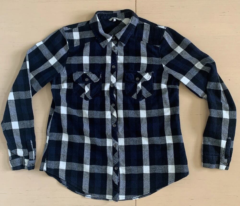 BKE Women's Size L Plaid Long Sleeve Button Up Chest Pocket Flannel Shirt